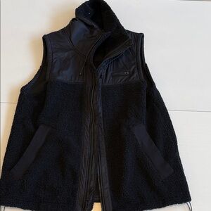 Under Armour Midnight Black Sherpa Vest